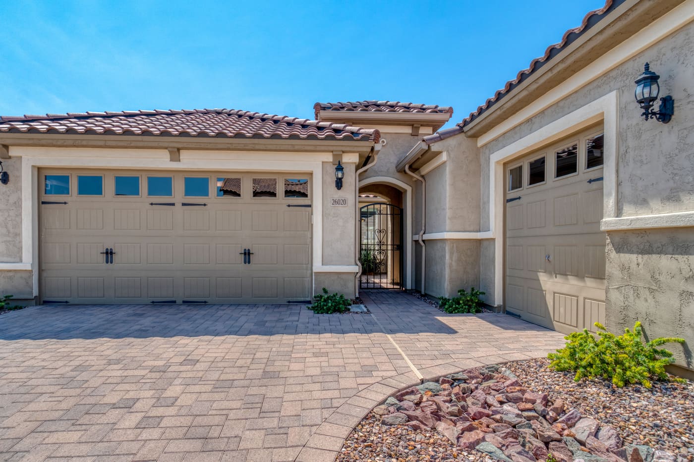 Garage Door Repair in Albuquerque